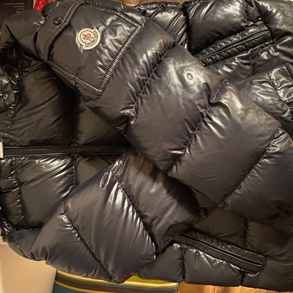 MONCLER - Picture 3 of 3